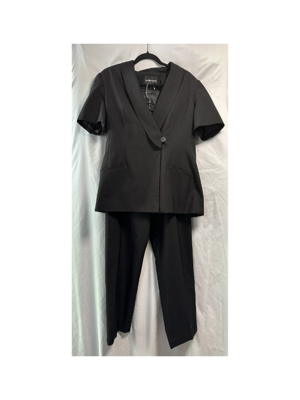 Sag Harbor Vintage 3-Piece Pinstripe Suit Set (Size 10)